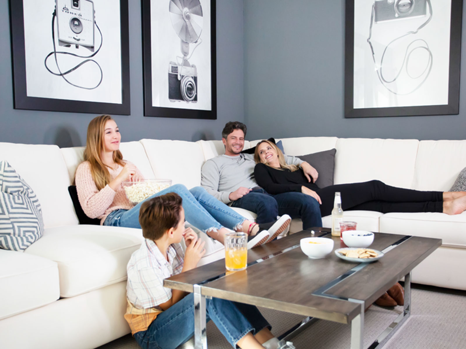 800x60019mhmoveupbonusroomfammovie2rgb2x